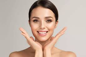 أسرار البشرة النضرة.. دليل المرأة نحو الجمال الحقيقي | مجلة سيدتي